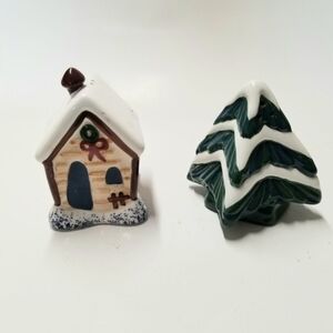 Christmas Salt & Pepper Shakers Gingerbread House Christmas Tree Vintage